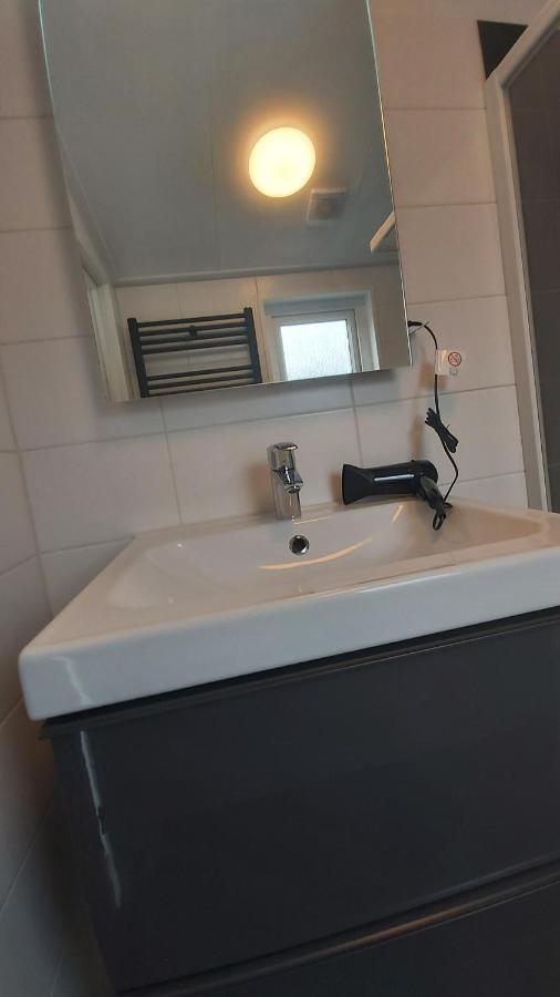 Ruim En Gezellig Chalet Voor 2 Personen Op De Veluwe Recreatiepark De Oude Driest Putten Dış mekan fotoğraf