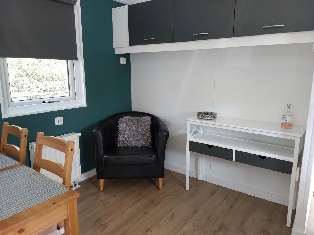 Ruim En Gezellig Chalet Voor 2 Personen Op De Veluwe Recreatiepark De Oude Driest Putten Dış mekan fotoğraf